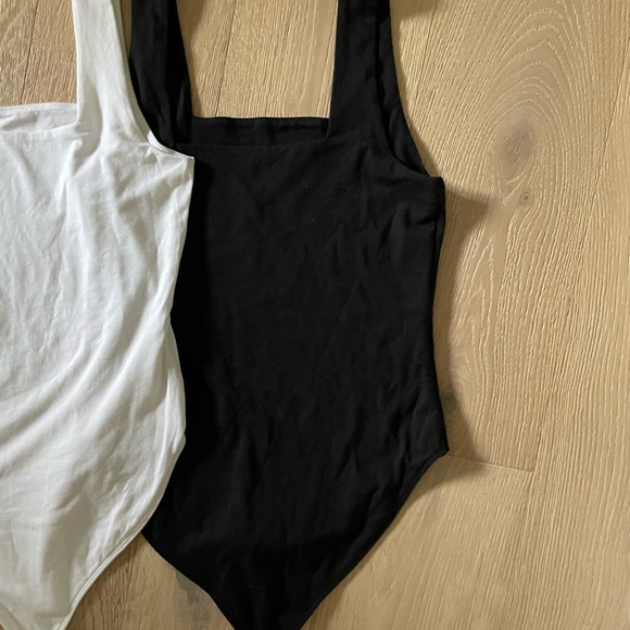 Elegant sleeveless bodysuit. White and Black. - Picture 2 of 4